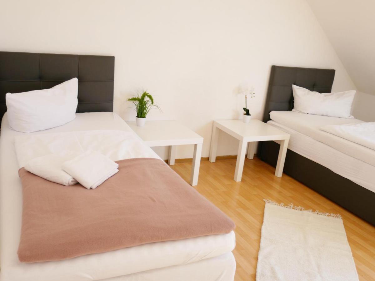 Sunnyhome Monteurwohnungen Und Apartments In Schwandorf ภายนอก รูปภาพ