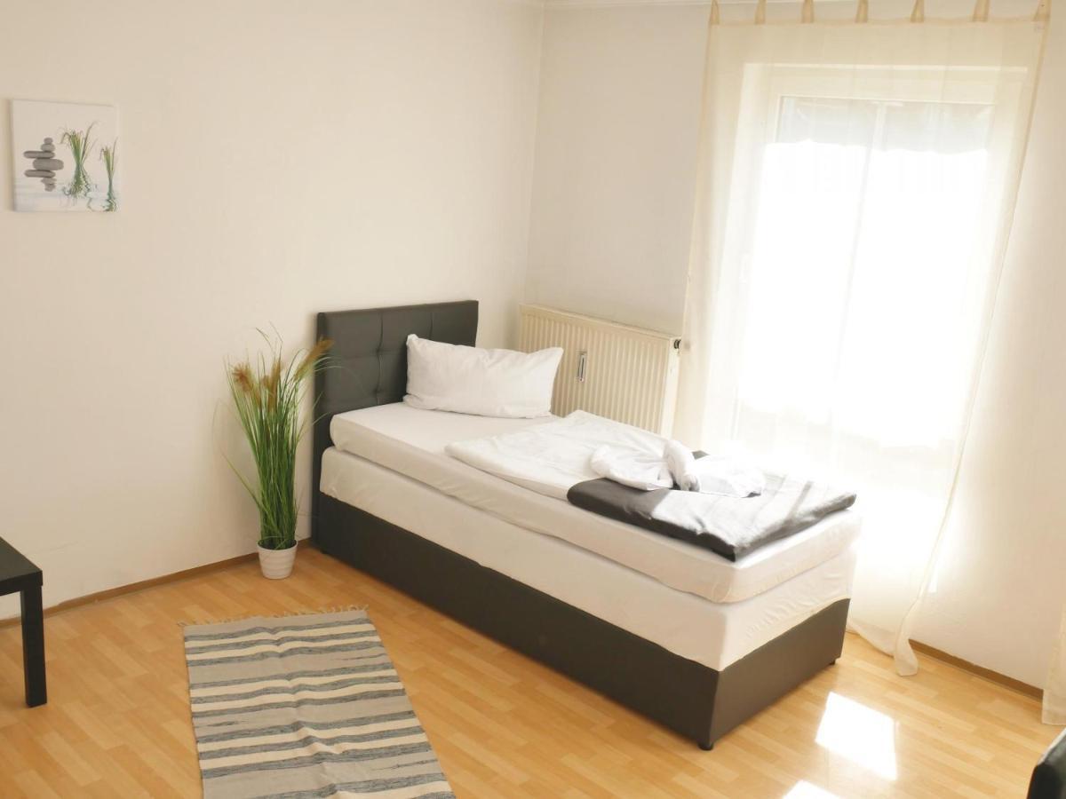 Sunnyhome Monteurwohnungen Und Apartments In Schwandorf ภายนอก รูปภาพ